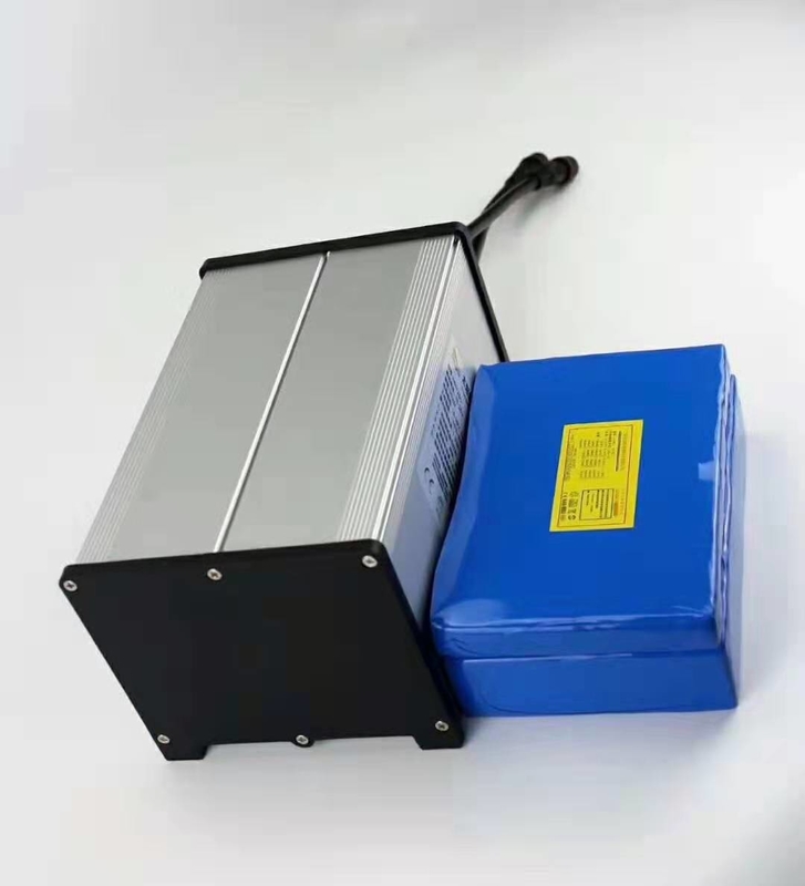 12V30Ah LMO Lithium Battery Compact Size For Solar Garden Light FT-LMO-12-30
